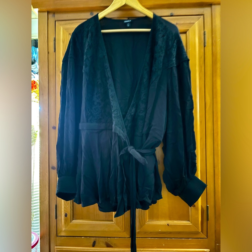 Torrid Lace blouse